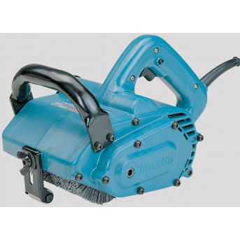 Makita 9741 univerzálne využiteľná kefová brúska vhodná aj na štruktúrovanie Makita 9741 univerzálne využiteľná kefová brúska vhodná aj na štruktúrovanie